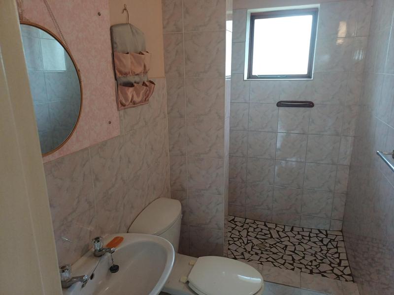 To Let 2 Bedroom Property for Rent in Gonubie Eastern Cape